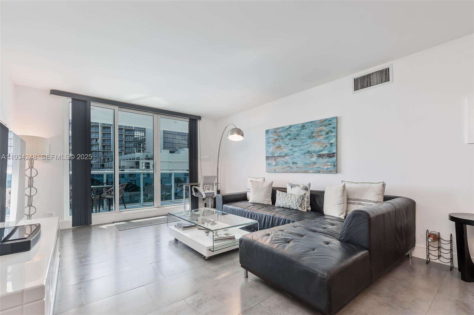 Roney Palace at 2301 Collins Ave, Miami Beach, FL 33139 - For Rent photo 4