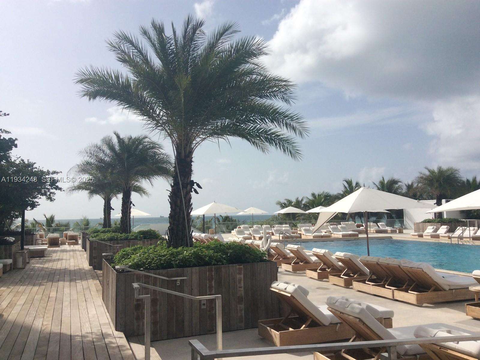 Roney Palace at 2301 Collins Ave, Miami Beach, FL 33139 - For Rent photo 47