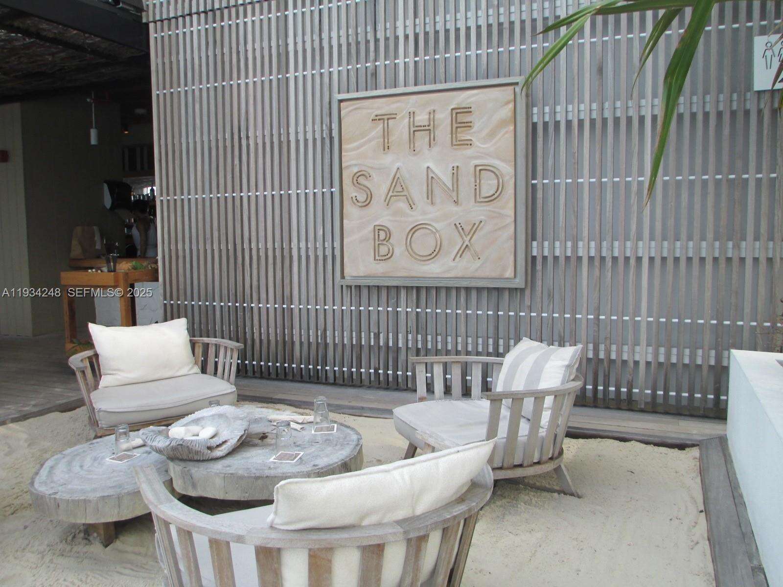Roney Palace at 2301 Collins Ave, Miami Beach, FL 33139 - For Rent photo 48