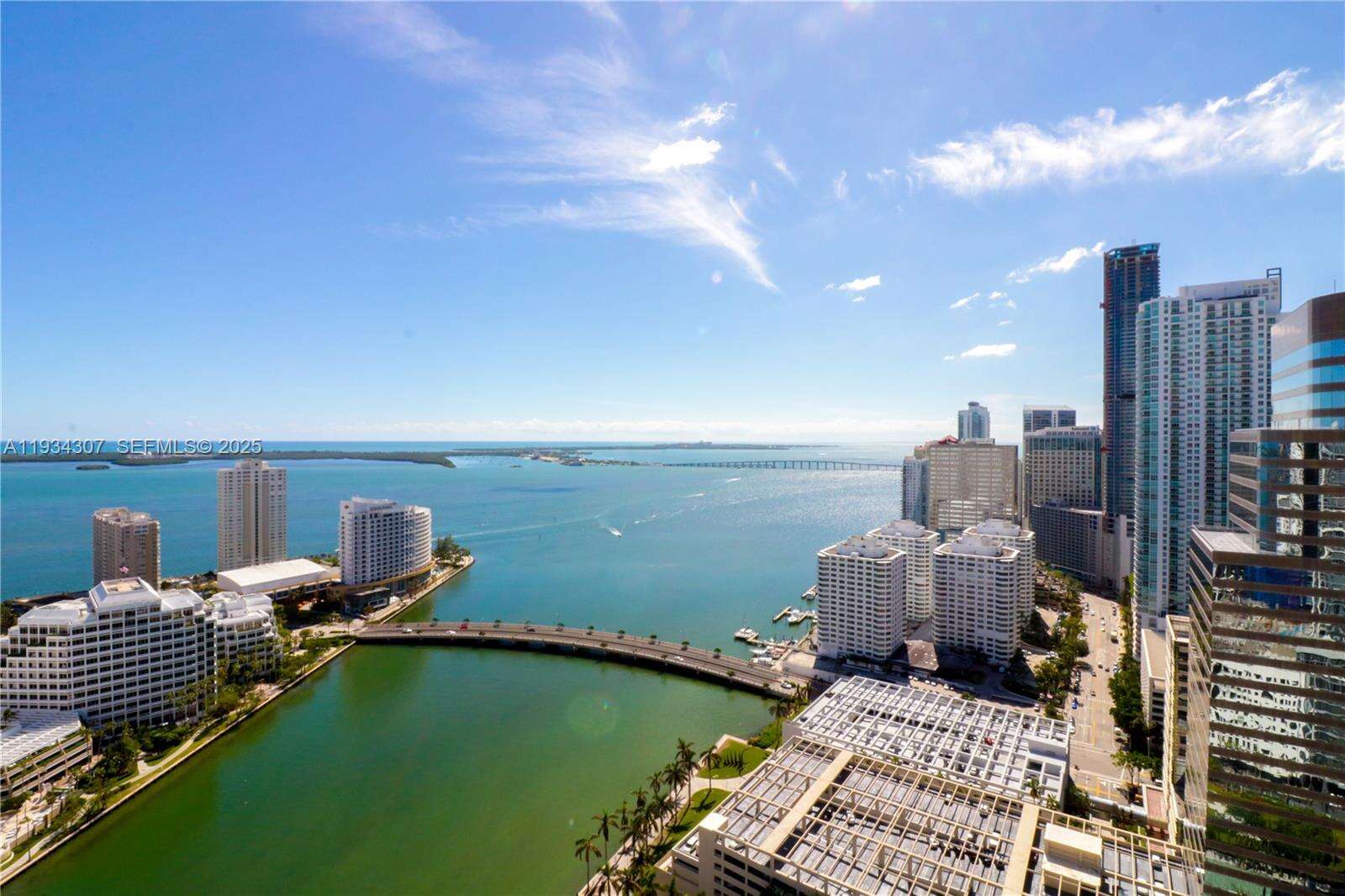 Icon Brickell 2 at 495 Brickell Ave, Miami, FL 33131 - For Rent photo 1