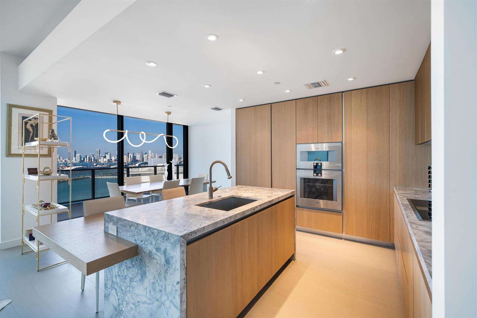 Five Park at 500 Alton, Miami Beach, FL 33139 - For Rent photo 4