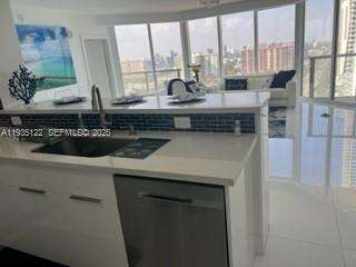 La Perla at 16699 Collins Ave, Sunny Isles Beach, FL 33160 - For Rent photo 7