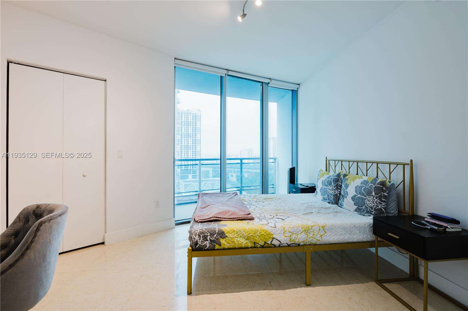 Wind By Neo at 350 Miami Ave, Miami, FL 33130 - For Rent photo 11