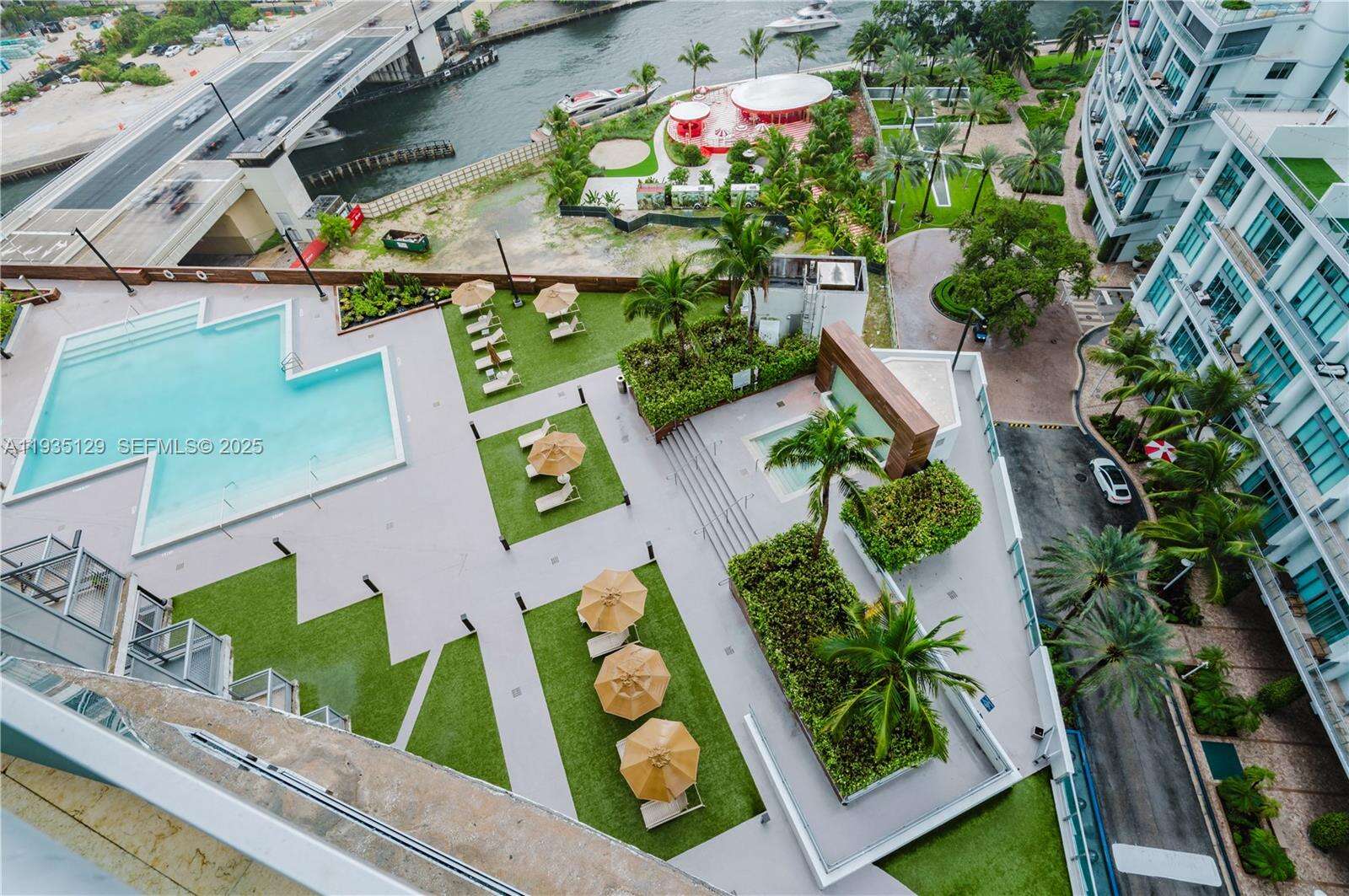 Wind By Neo at 350 Miami Ave, Miami, FL 33130 - For Rent photo 26