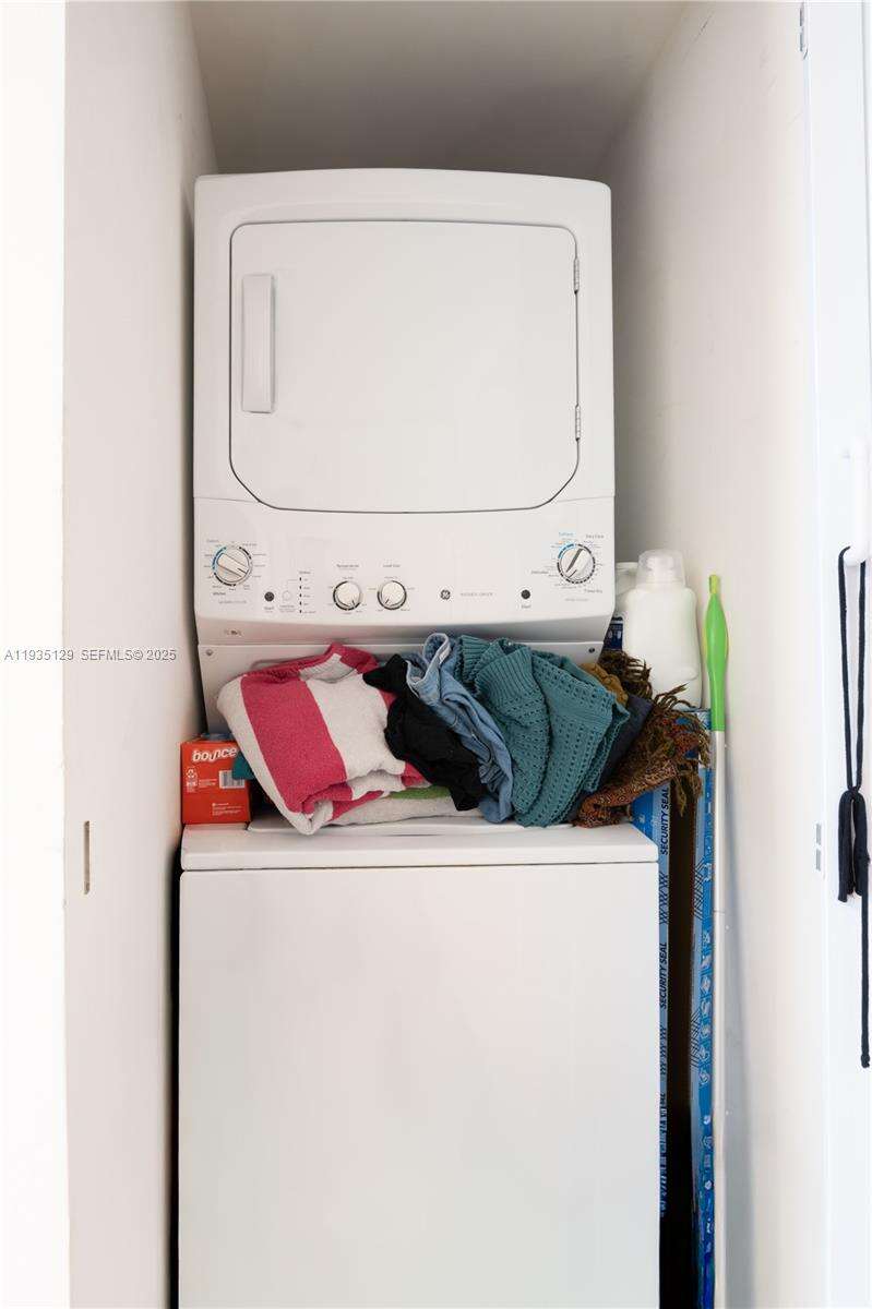 Wind By Neo at 350 Miami Ave, Miami, FL 33130 - For Rent photo 27