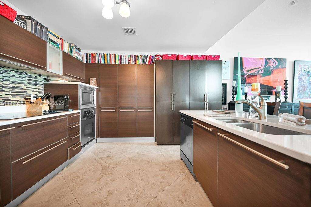 Quantum On The Bay at 1900 Bayshore Dr, Miami, FL 33132 - For Rent photo 12