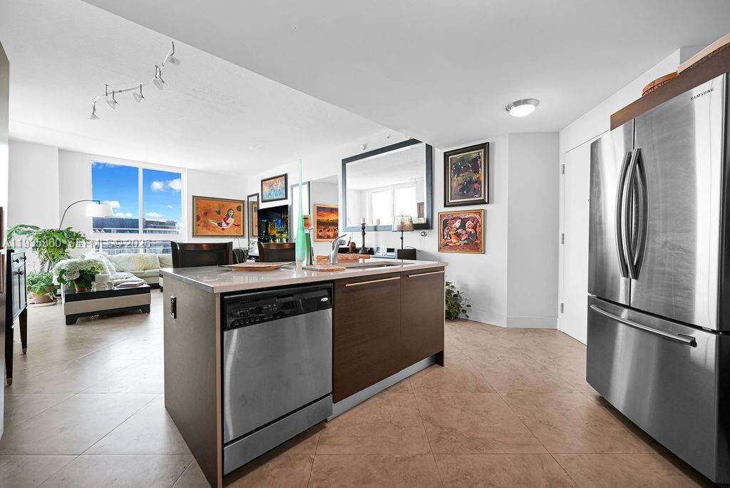 Quantum On The Bay at 1900 Bayshore Dr, Miami, FL 33132 - For Rent photo 16