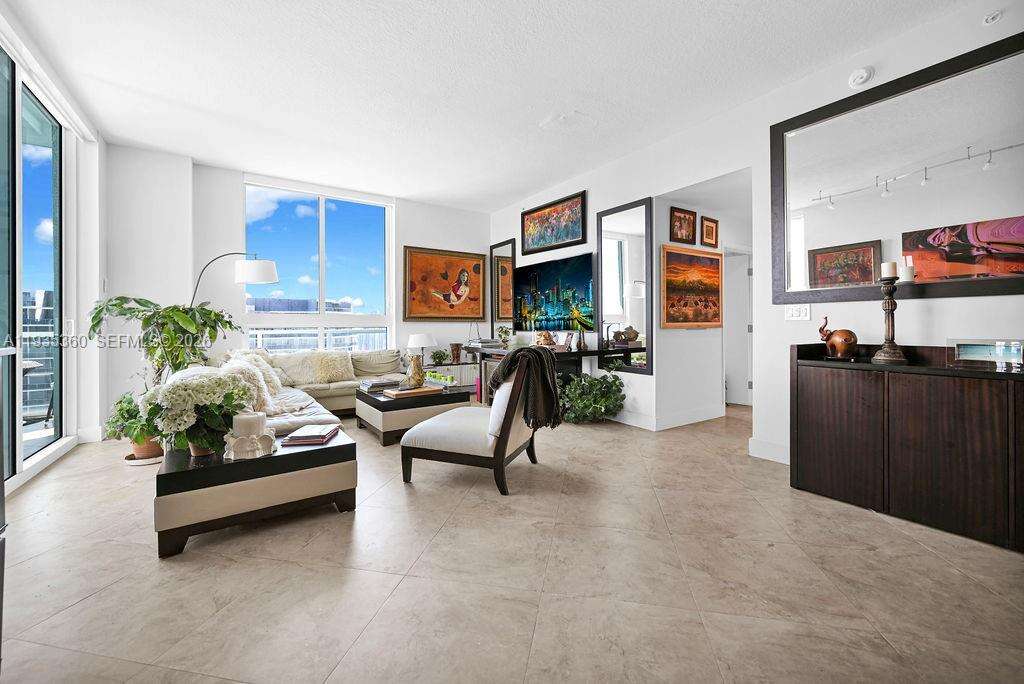 Quantum On The Bay at 1900 Bayshore Dr, Miami, FL 33132 - For Rent photo 3