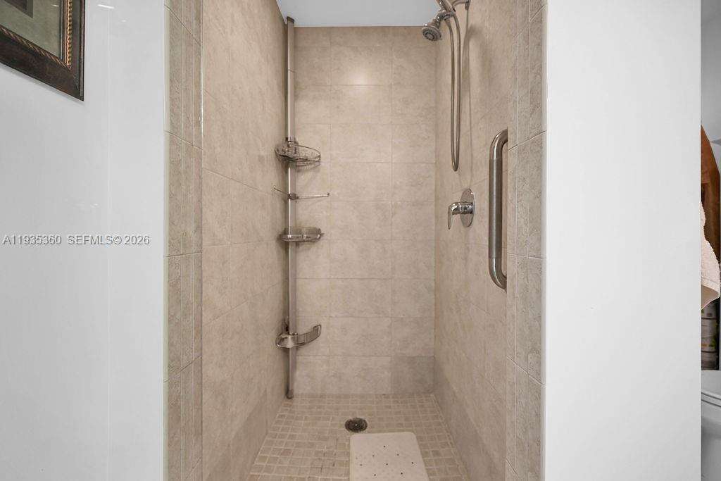 Quantum On The Bay at 1900 Bayshore Dr, Miami, FL 33132 - For Rent photo 29