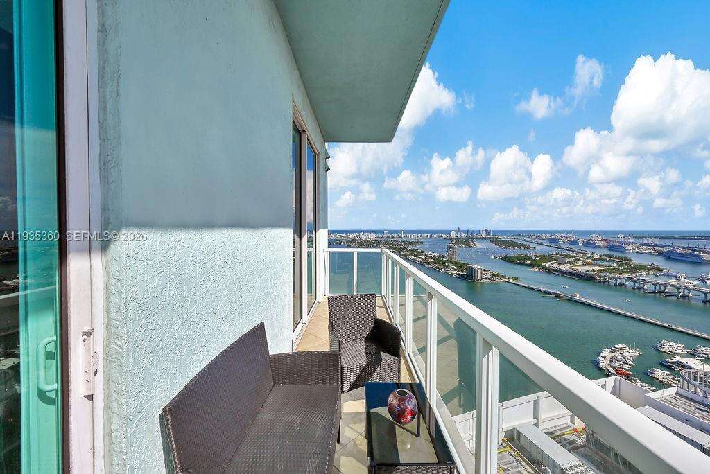 Quantum On The Bay at 1900 Bayshore Dr, Miami, FL 33132 - For Rent photo 36