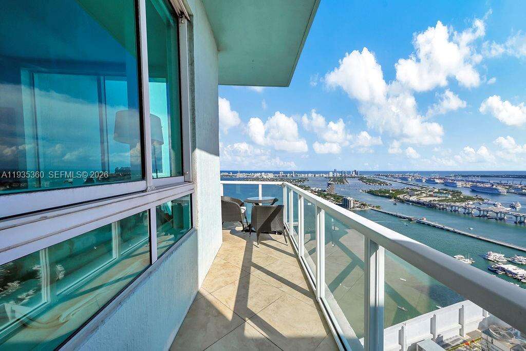 Quantum On The Bay at 1900 Bayshore Dr, Miami, FL 33132 - For Rent photo 42