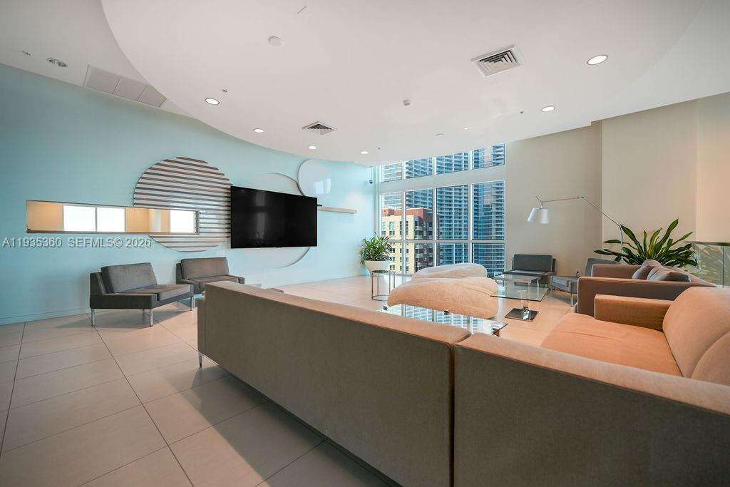 Quantum On The Bay at 1900 Bayshore Dr, Miami, FL 33132 - For Rent photo 73