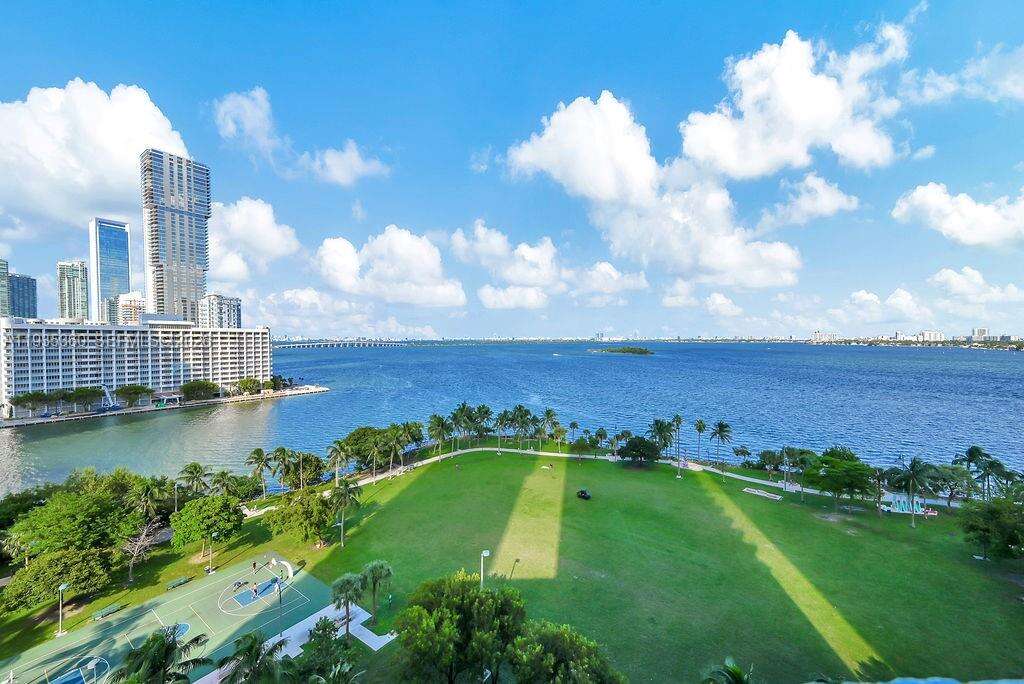 Quantum On The Bay at 1900 Bayshore Dr, Miami, FL 33132 - For Rent photo 74