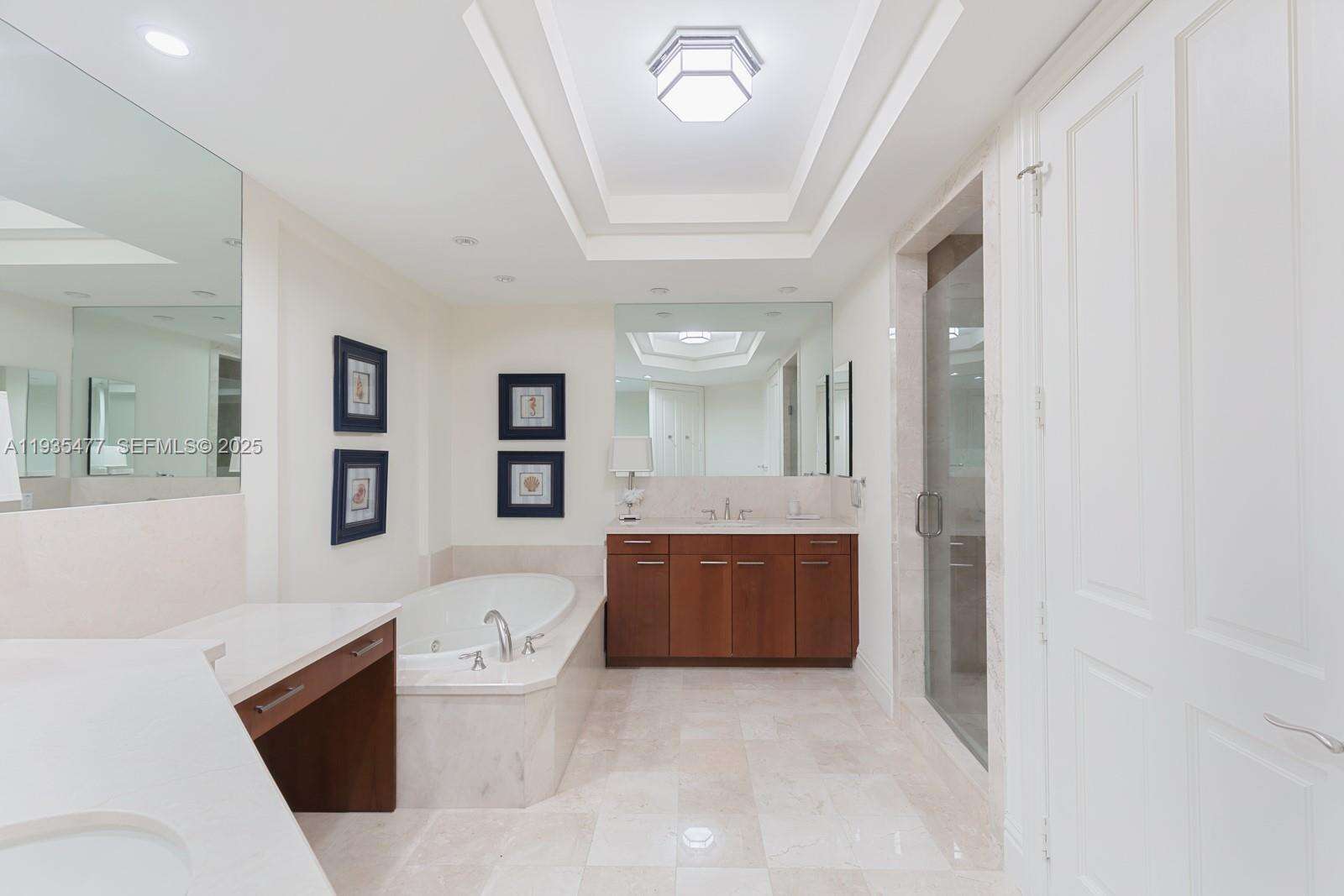 The Ritz Carlton Condos For Sale & Rent at 10295 Collins Ave, Bal Harbour, FL 33154 - For Rent photo 10