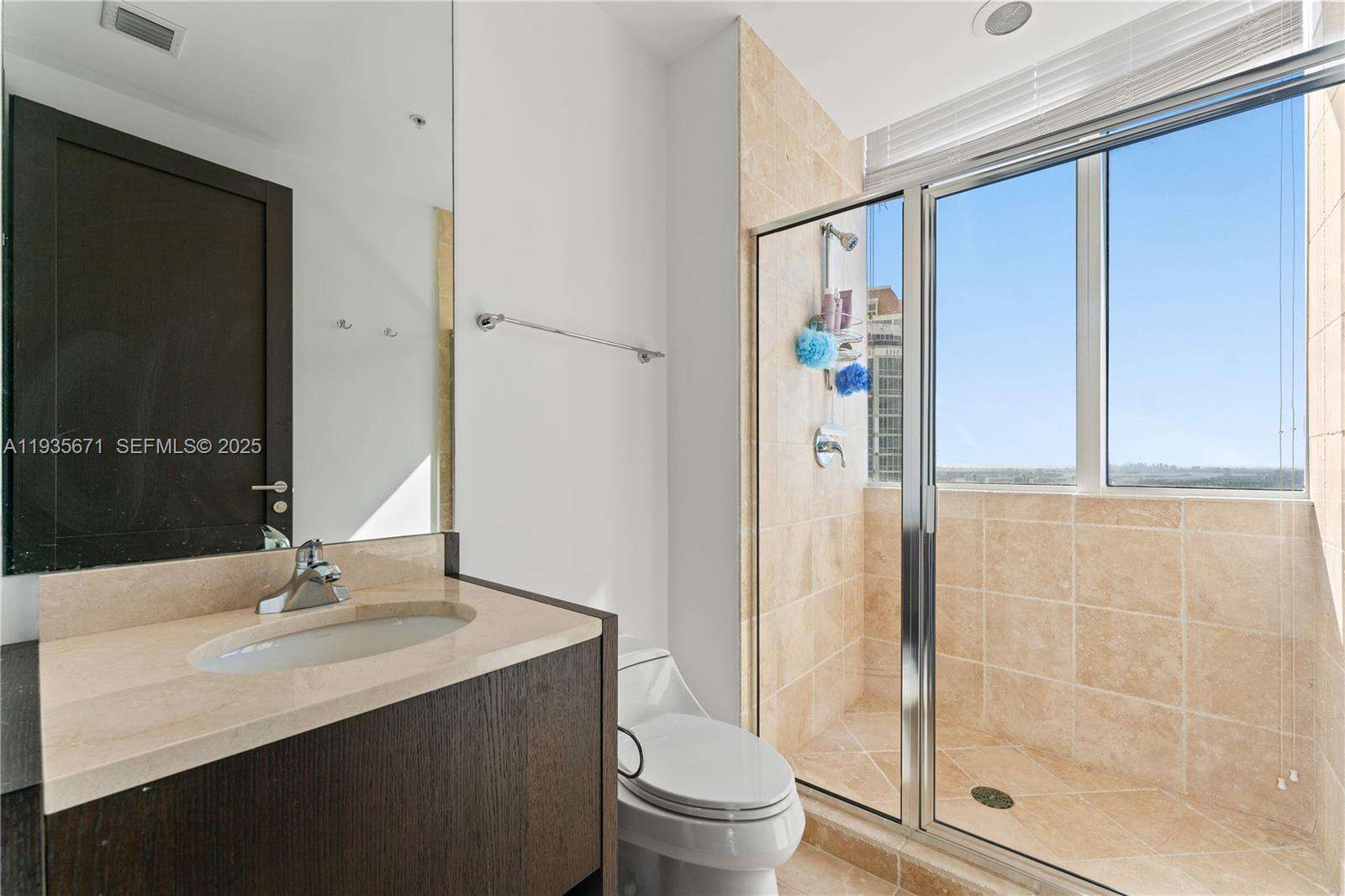 Trump Royale at 18201 Collins Ave, Sunny Isles Beach, FL 33160 - For Rent photo 23