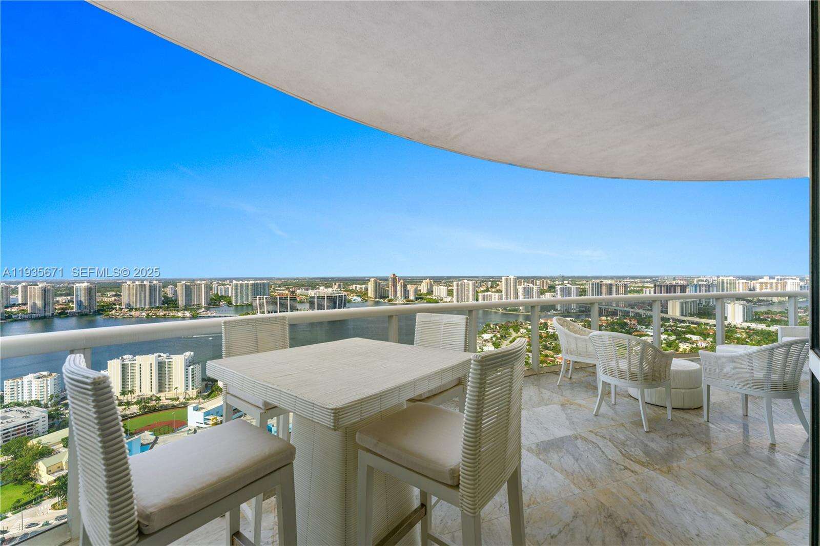 Trump Royale at 18201 Collins Ave, Sunny Isles Beach, FL 33160 - For Rent photo 26