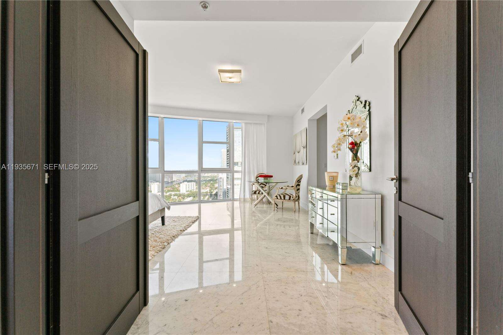 Trump Royale at 18201 Collins Ave, Sunny Isles Beach, FL 33160 - For Rent photo 5
