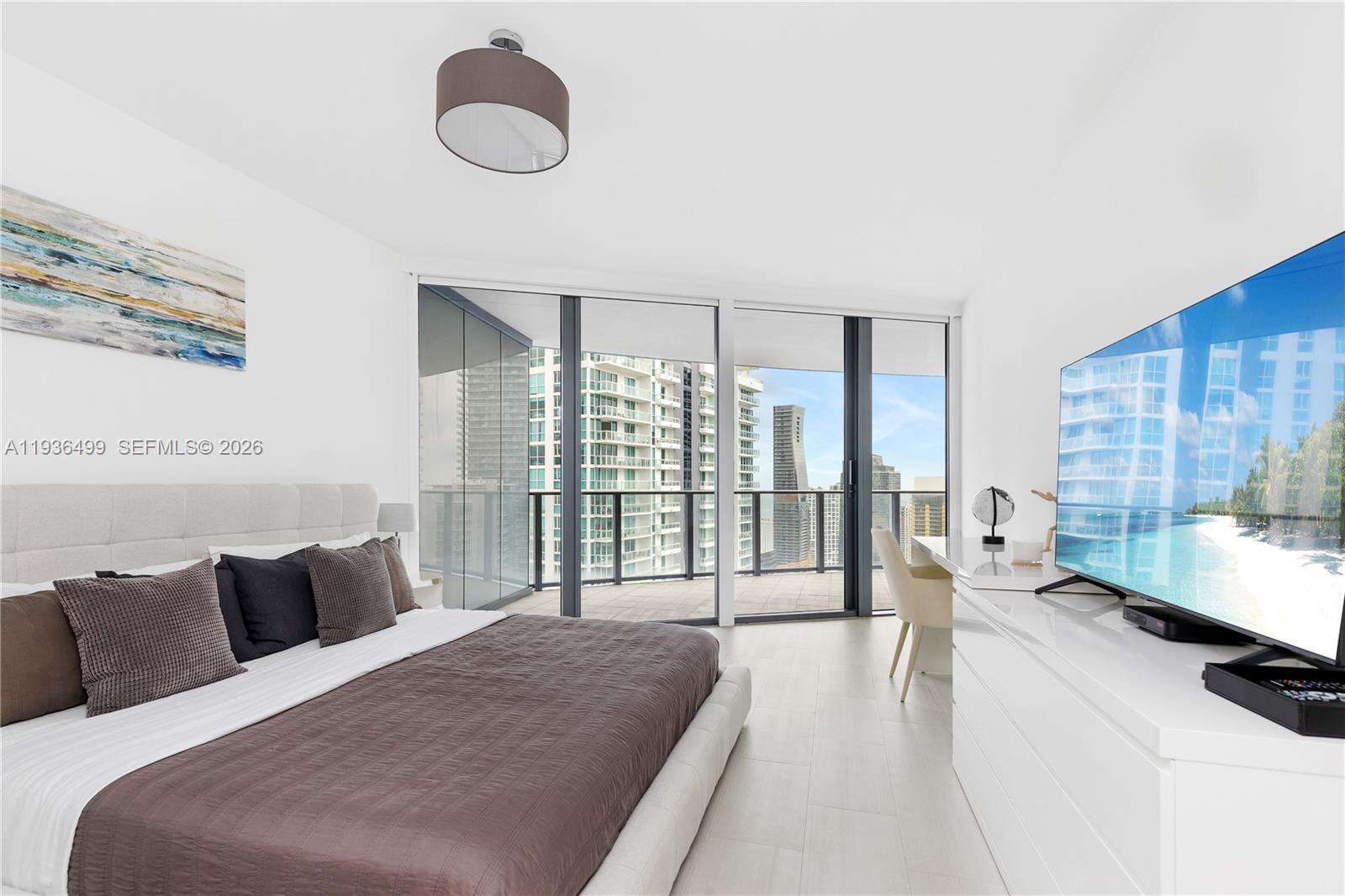 Brickell Flatiron at 1000 Brickell Plz, Miami, FL 33131 - For Rent photo 14
