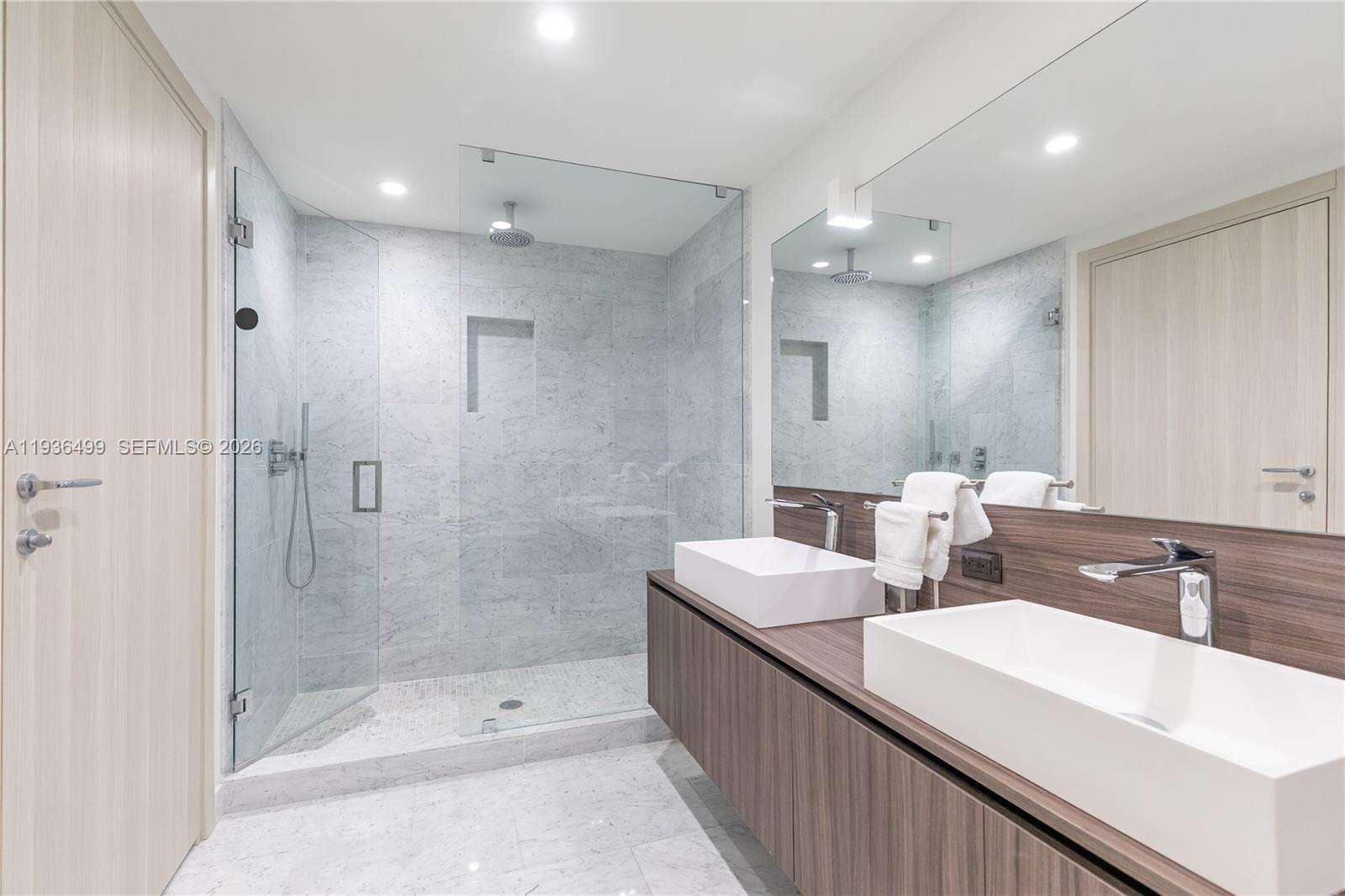 Brickell Flatiron at 1000 Brickell Plz, Miami, FL 33131 - For Rent photo 17