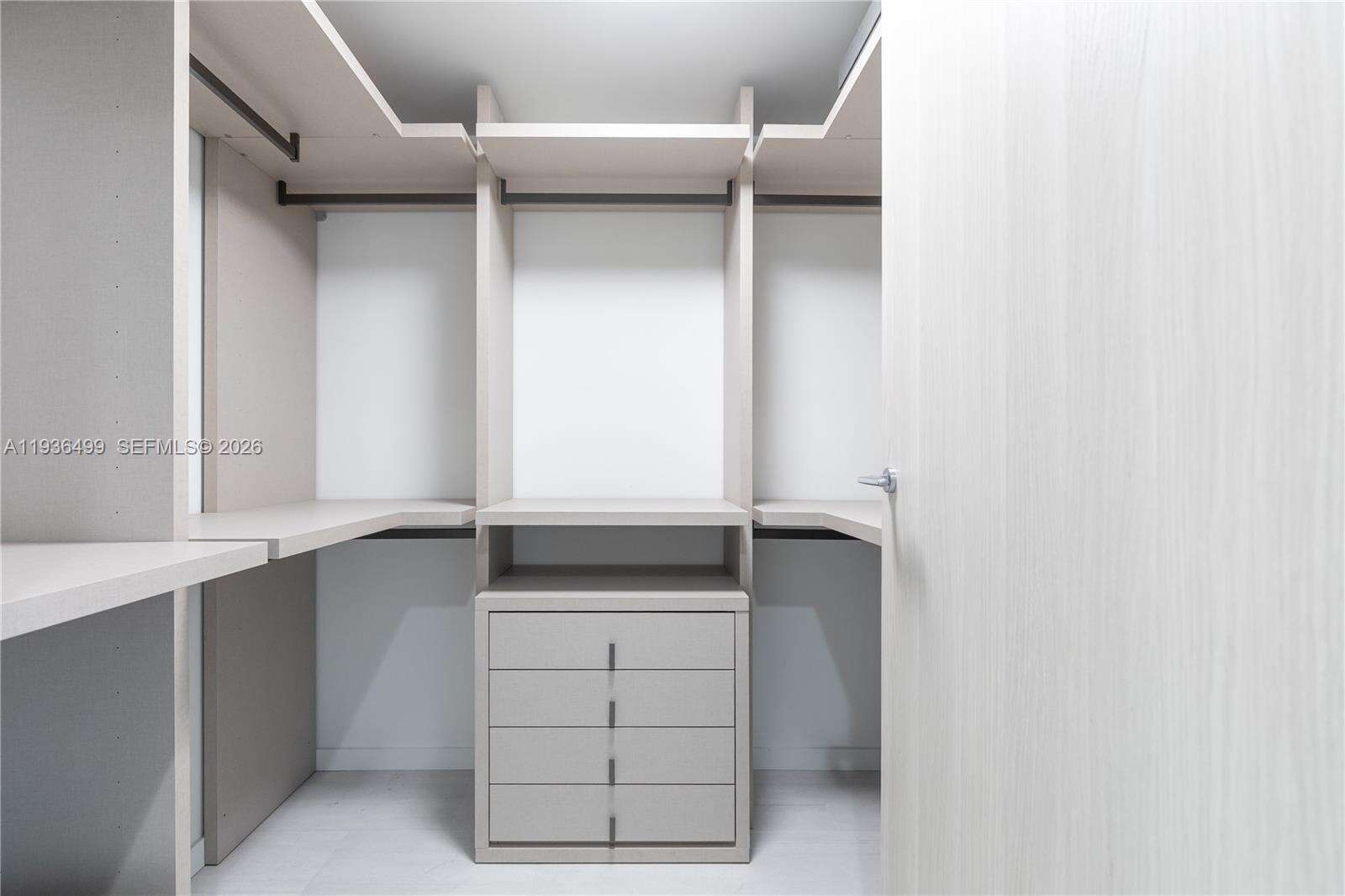 Brickell Flatiron at 1000 Brickell Plz, Miami, FL 33131 - For Rent photo 18