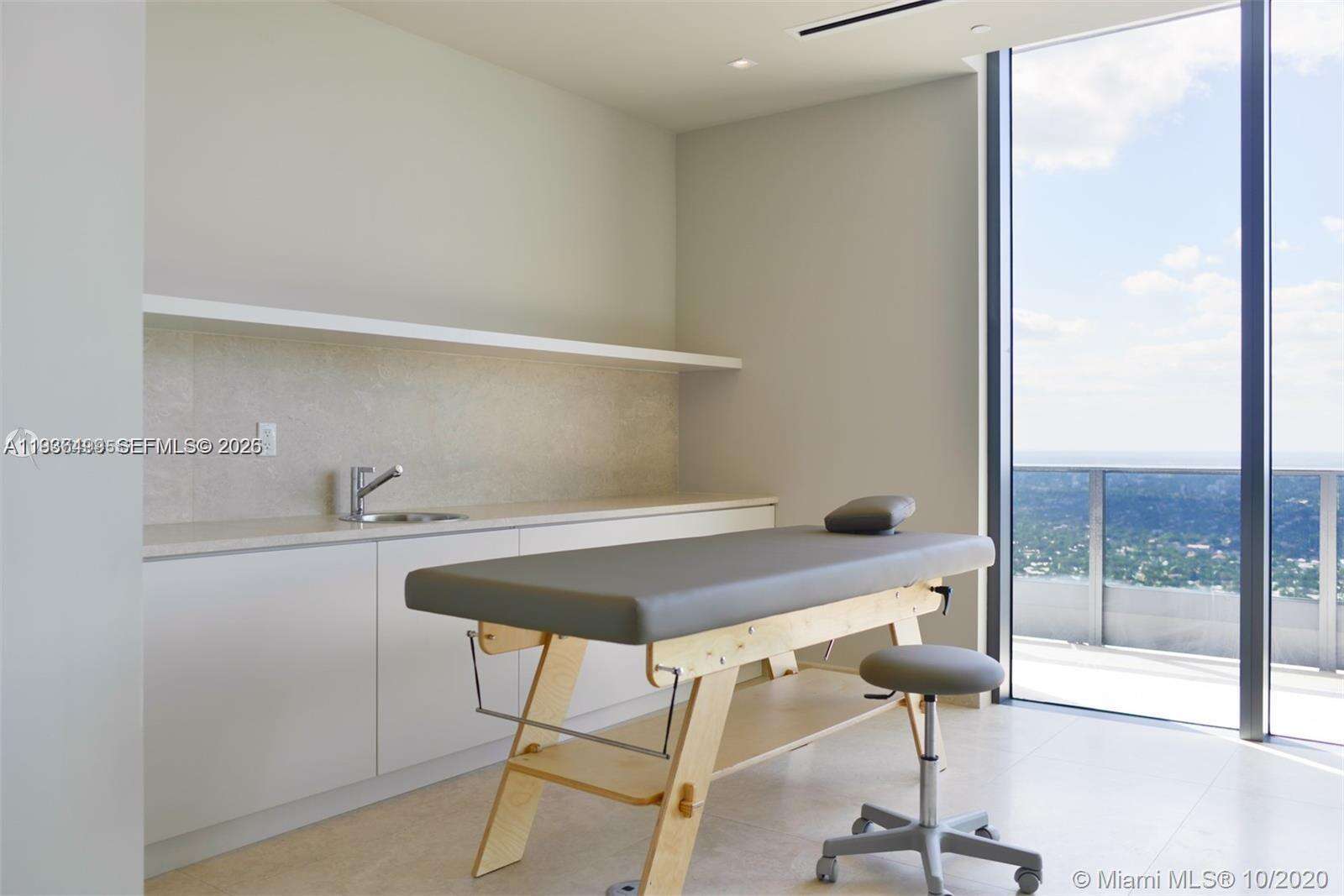 Brickell Flatiron at 1000 Brickell Plz, Miami, FL 33131 - For Rent photo 32