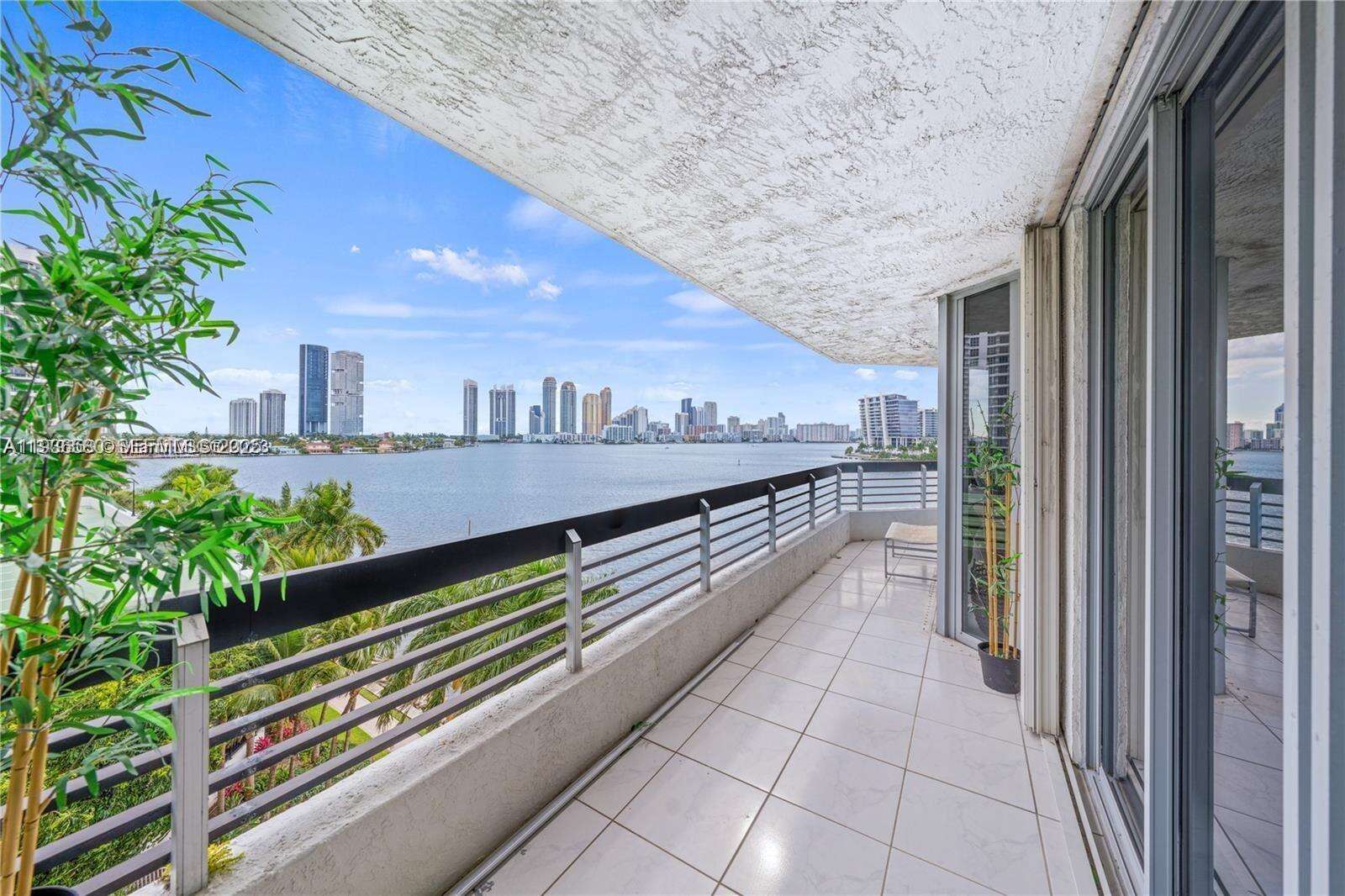 Mystic Pointe Tower 500 at 3530 Mystic Pointe Dr, Aventura, FL 33180 - For Rent photo 23