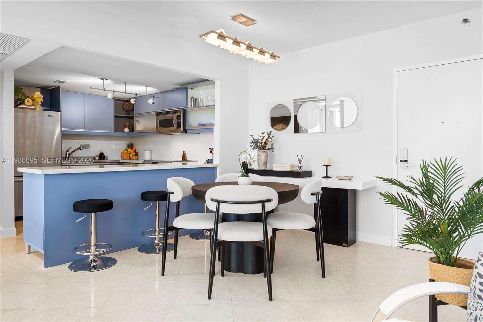 Roney Palace at 2301 Collins Ave, Miami Beach, FL 33139 - For Rent photo 11
