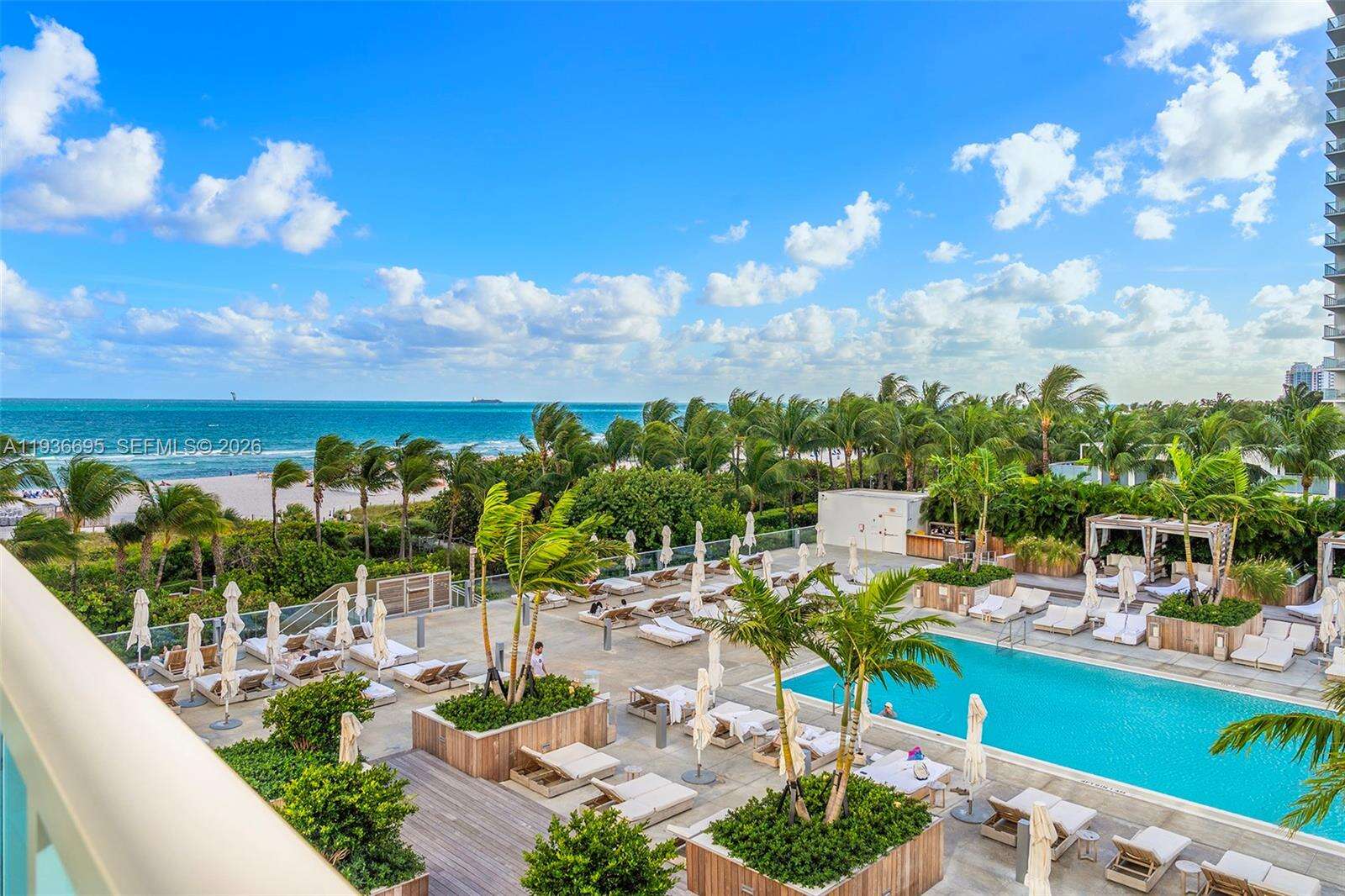 Roney Palace at 2301 Collins Ave, Miami Beach, FL 33139 - For Rent photo 23