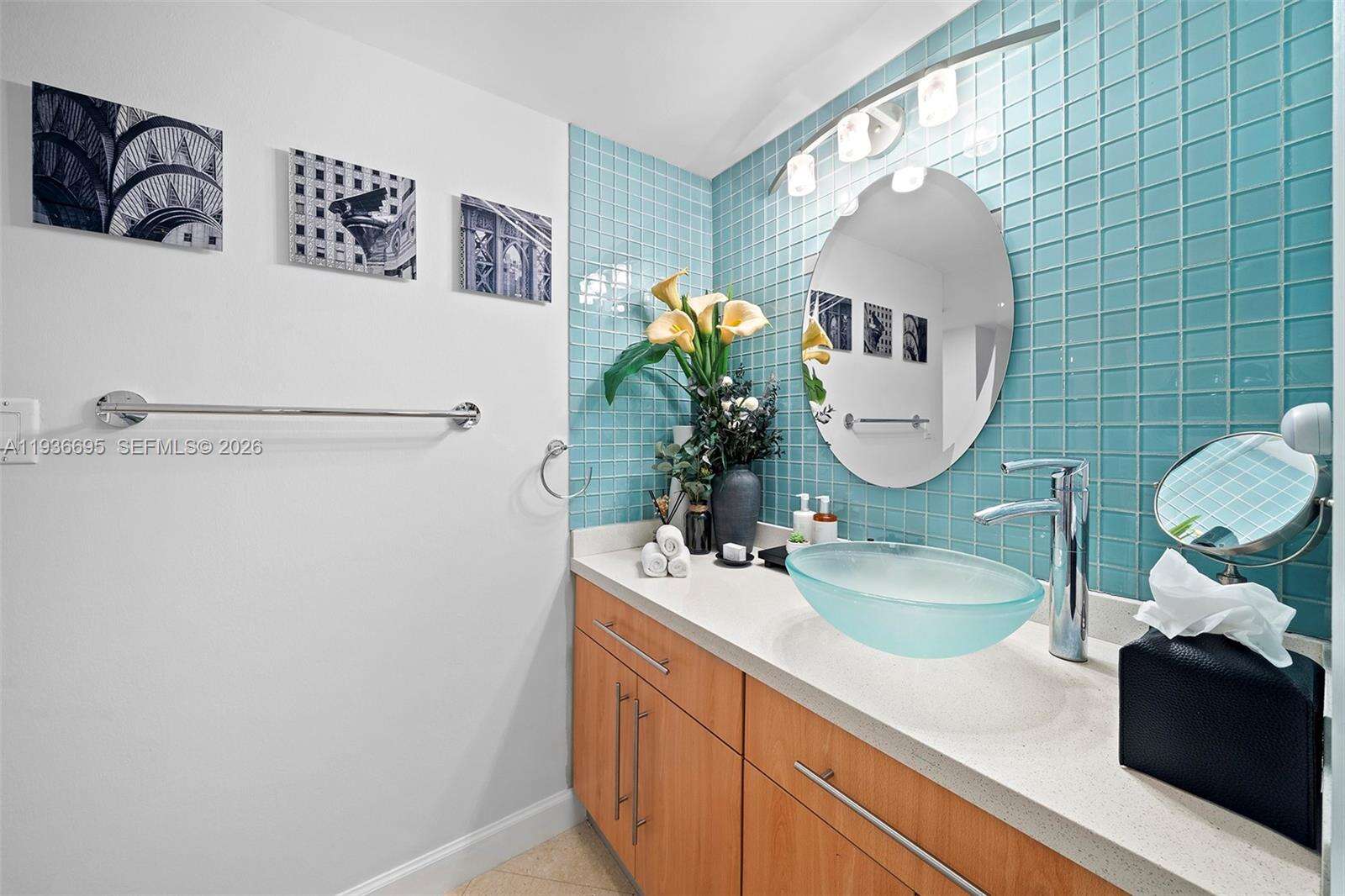 Roney Palace at 2301 Collins Ave, Miami Beach, FL 33139 - For Rent photo 40