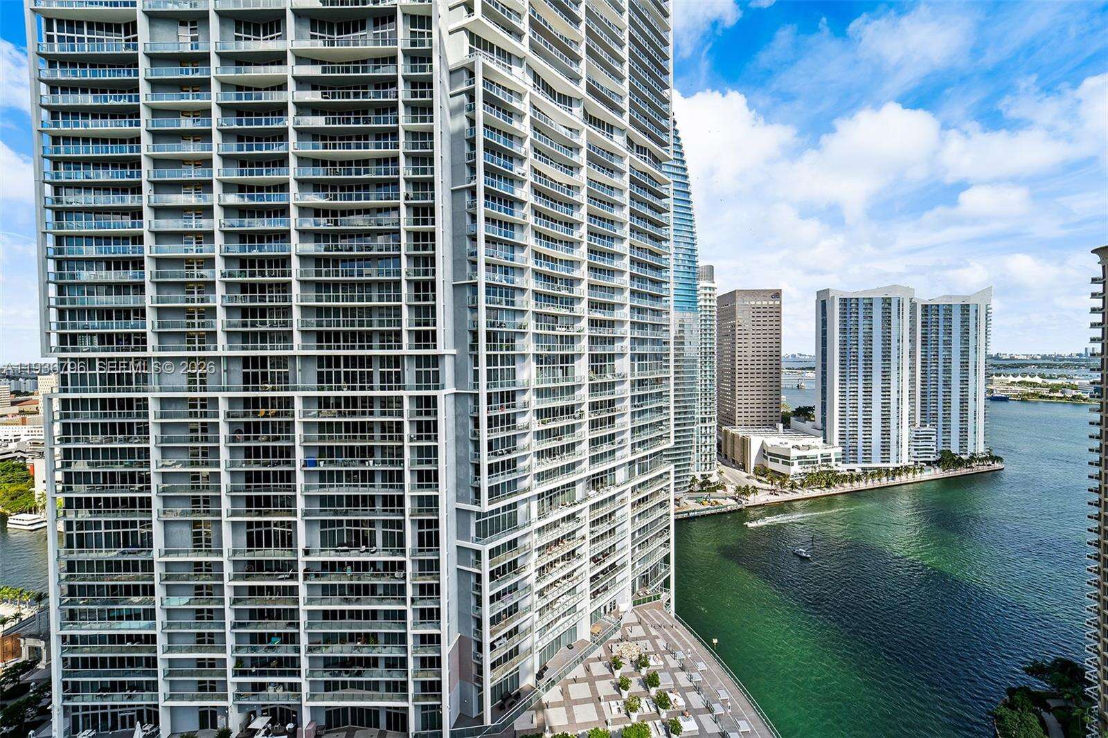 Icon Brickell 2 at 495 Brickell Ave, Miami, FL 33131 - For Rent photo 26