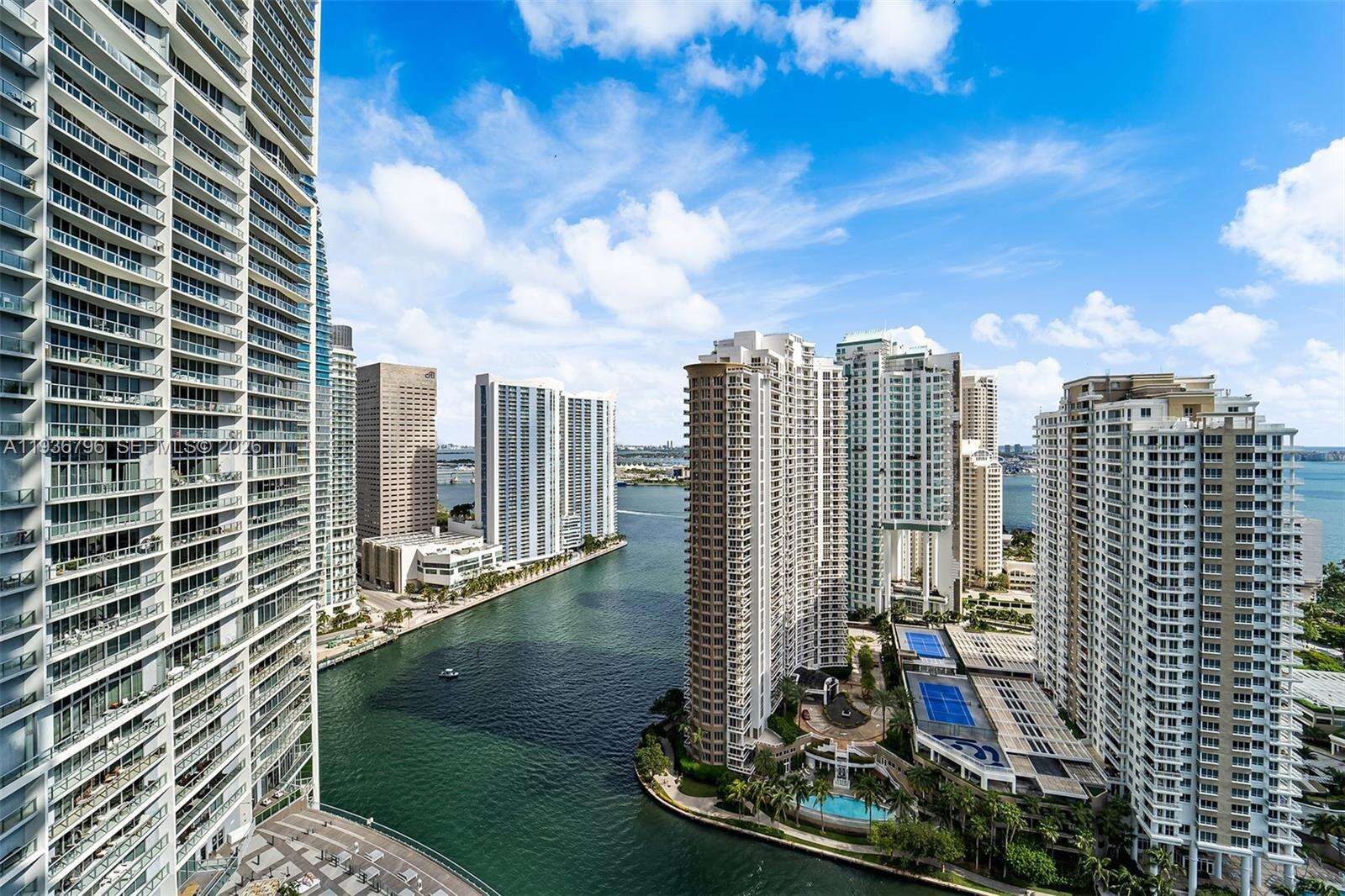 Icon Brickell 2 at 495 Brickell Ave, Miami, FL 33131 - For Rent photo 27