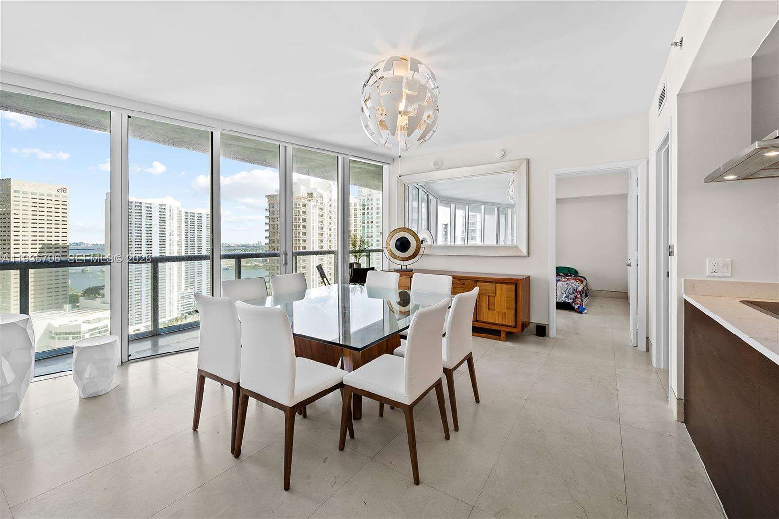 Icon Brickell 2 at 495 Brickell Ave, Miami, FL 33131 - For Rent photo 7