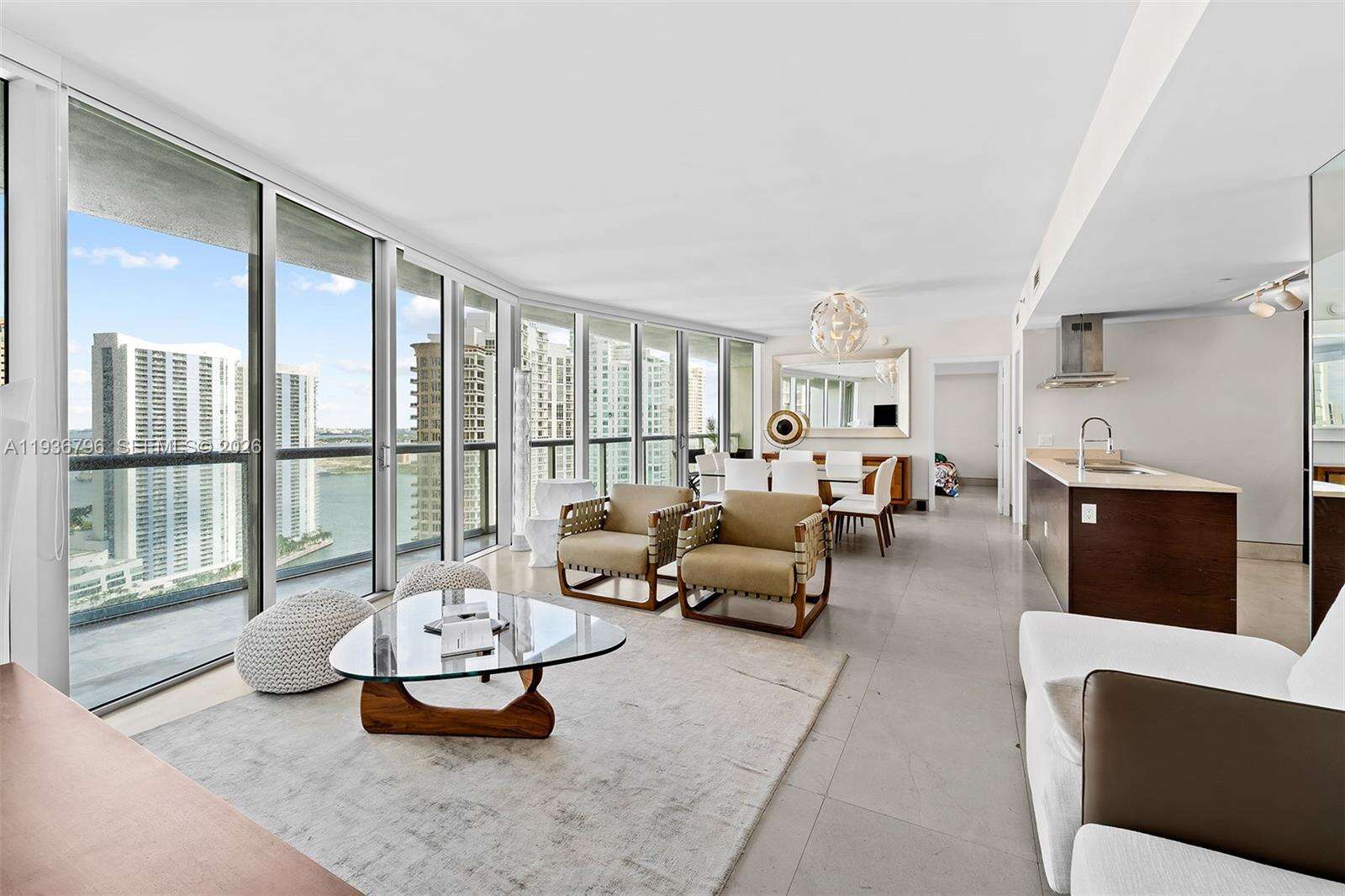 Icon Brickell 2 at 495 Brickell Ave, Miami, FL 33131 - For Rent photo 10