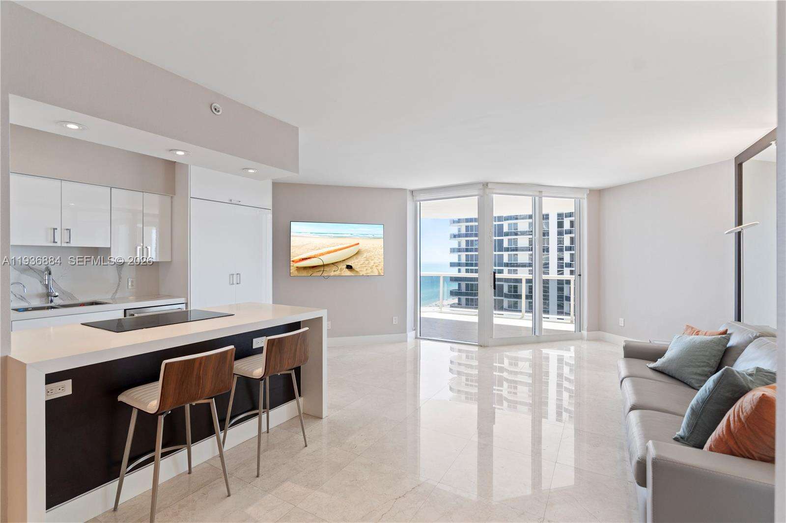 Blue Diamond at 4779 Collins Ave, Miami Beach, FL 33140 - For Rent photo 4