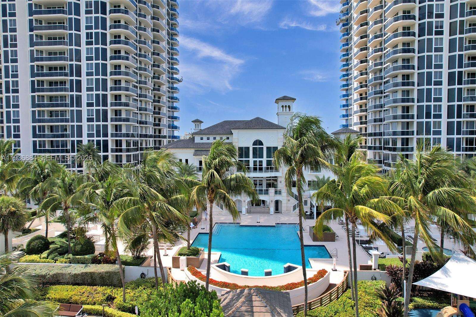 Blue Diamond at 4779 Collins Ave, Miami Beach, FL 33140 - For Rent photo 44