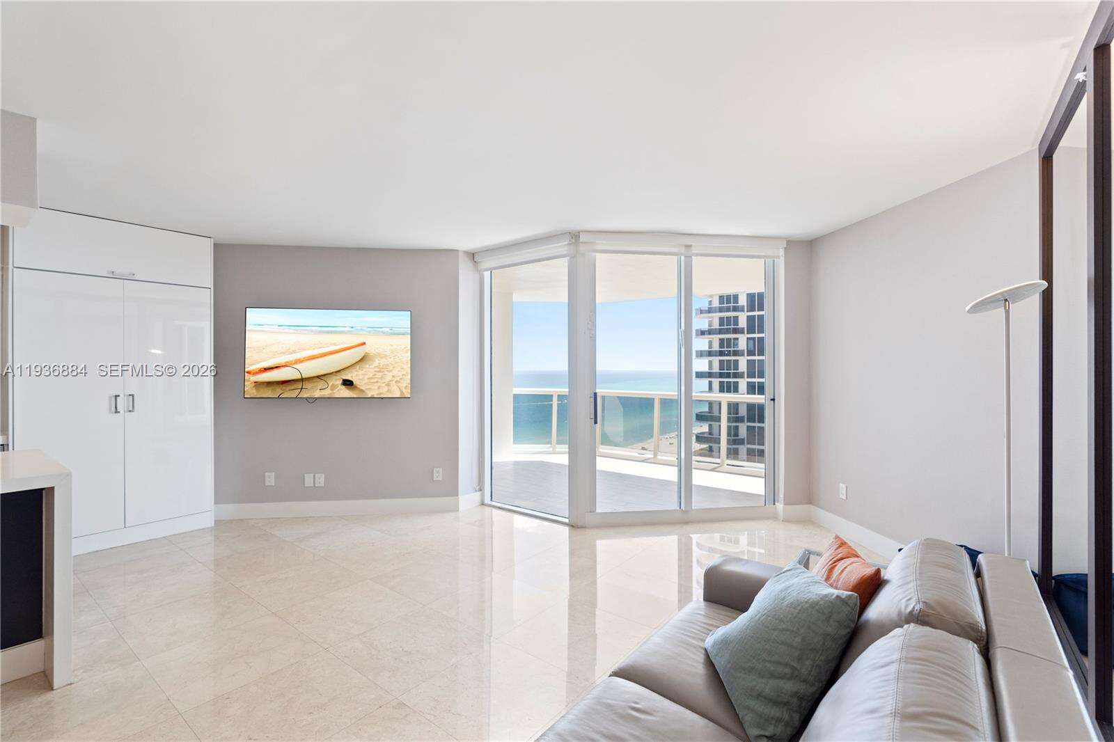 Blue Diamond at 4779 Collins Ave, Miami Beach, FL 33140 - For Rent photo 9