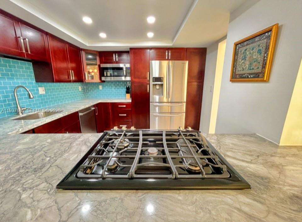 Parker Plaza at 2030 Ocean Dr, Hallandale Beach, FL 33009 - For Rent photo 18