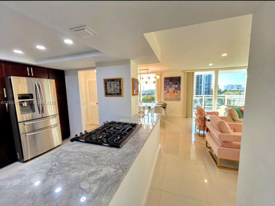 Parker Plaza at 2030 Ocean Dr, Hallandale Beach, FL 33009 - For Rent photo 19