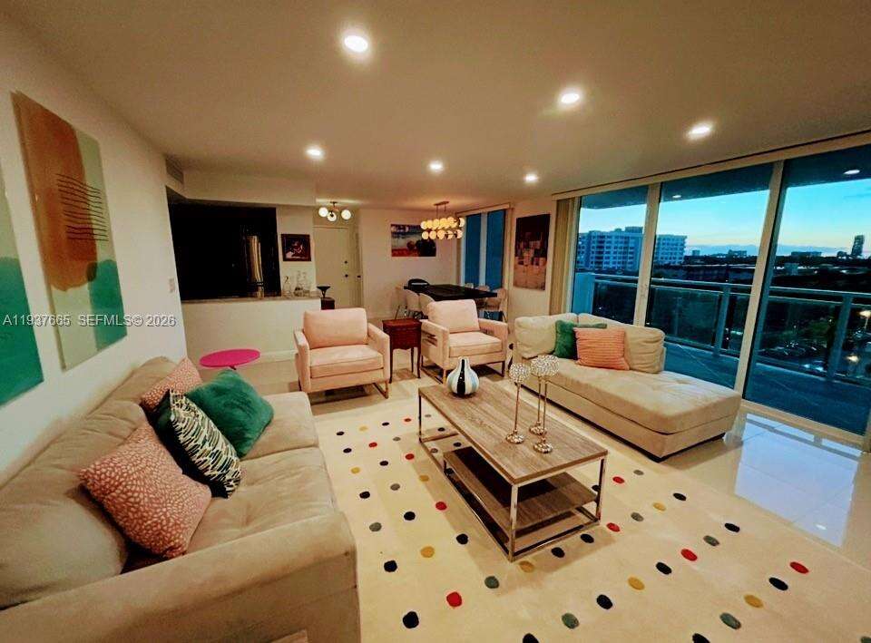 Parker Plaza at 2030 Ocean Dr, Hallandale Beach, FL 33009 - For Rent photo 23