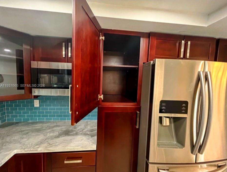 Parker Plaza at 2030 Ocean Dr, Hallandale Beach, FL 33009 - For Rent photo 29