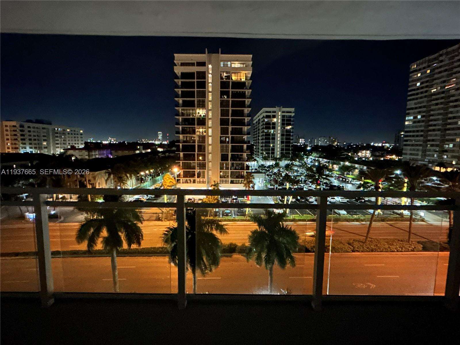 Parker Plaza at 2030 Ocean Dr, Hallandale Beach, FL 33009 - For Rent photo 5