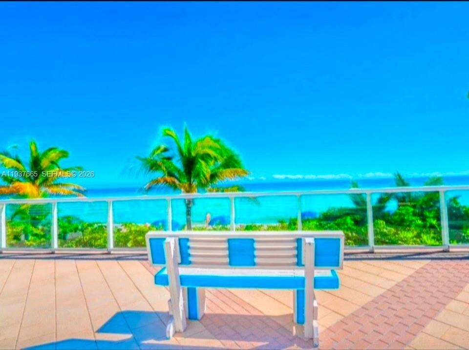 Parker Plaza at 2030 Ocean Dr, Hallandale Beach, FL 33009 - For Rent photo 58