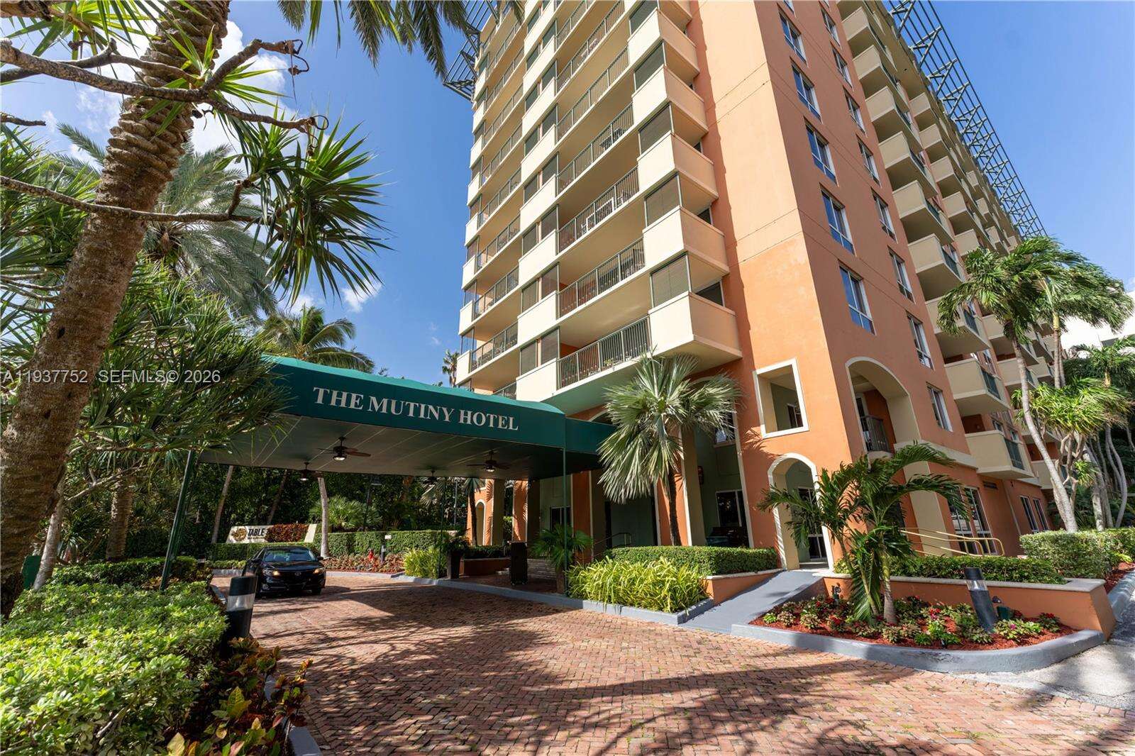 The Mutiny at 2951 Bayshore Dr, Miami, FL 33133 - For Rent photo 2