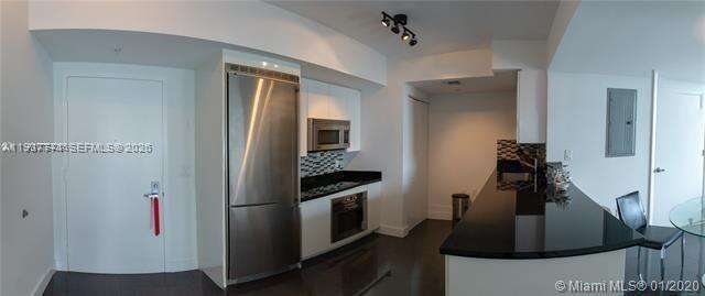 Mint at 92 3 St, Miami, FL 33130 - For Rent photo 3