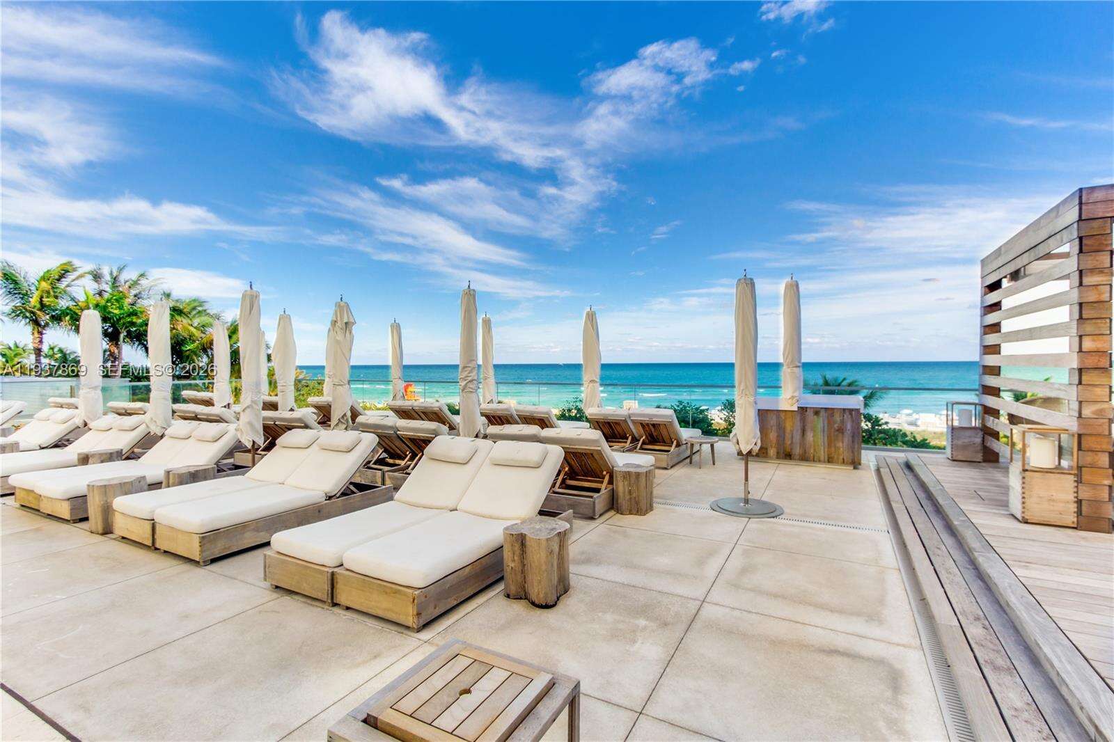 Roney Palace at 2301 Collins Ave, Miami Beach, FL 33139 - For Rent photo 2