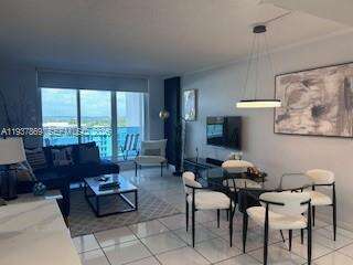 Roney Palace at 2301 Collins Ave, Miami Beach, FL 33139 - For Rent photo 12