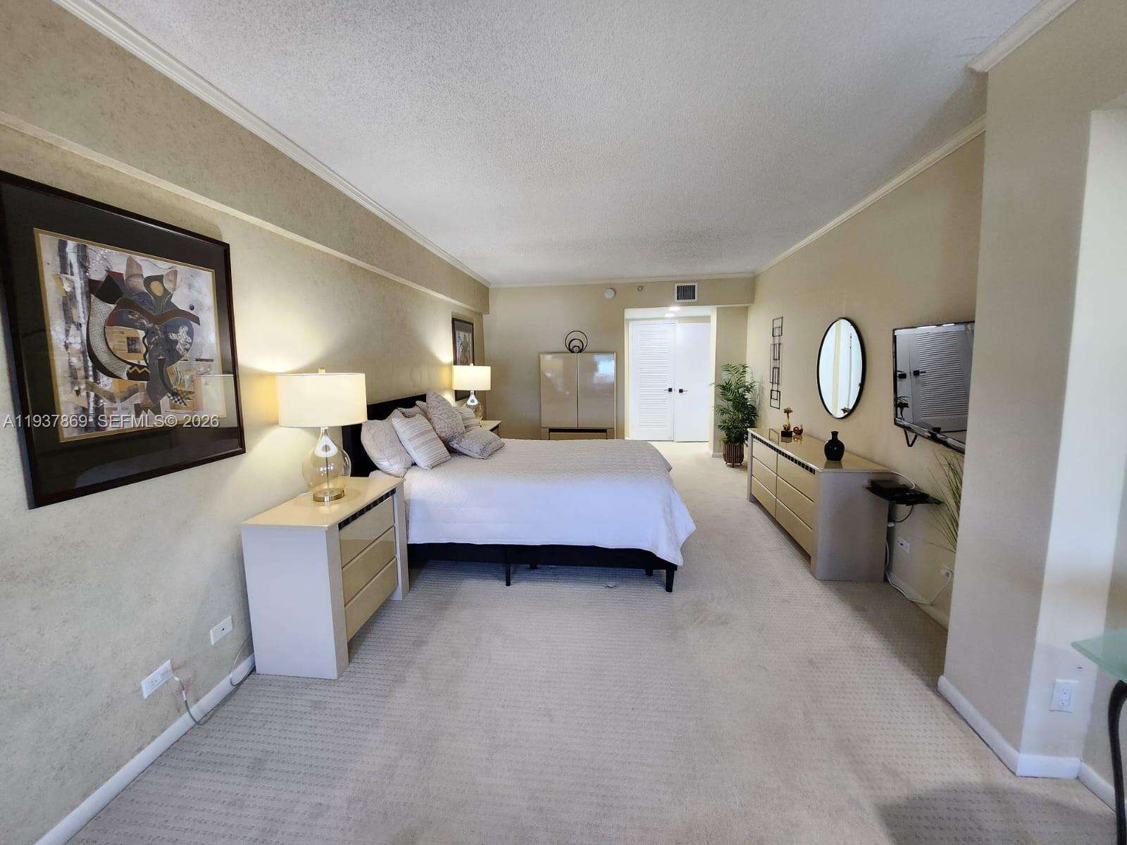 Roney Palace at 2301 Collins Ave, Miami Beach, FL 33139 - For Rent photo 14