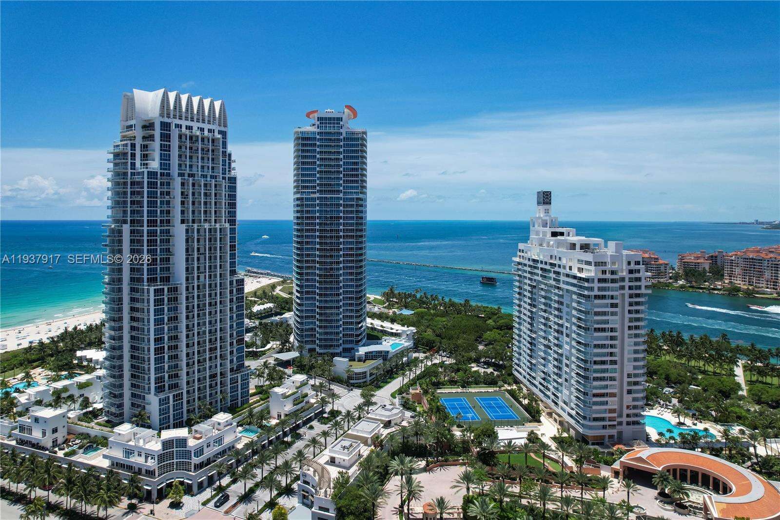 South Pointe Towers at 400 Pointe Dr, Miami Beach, FL 33139 - For Rent photo 3