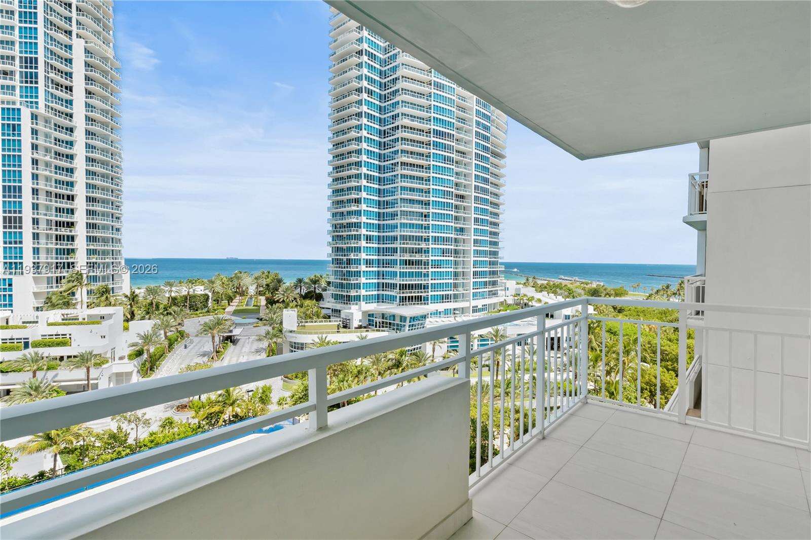 South Pointe Towers at 400 Pointe Dr, Miami Beach, FL 33139 - For Rent photo 22