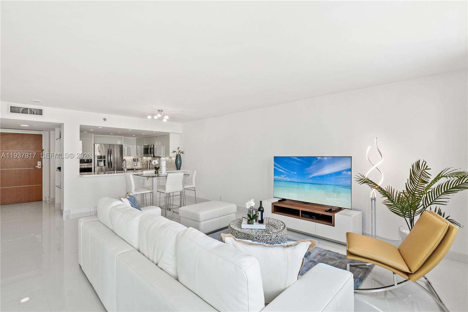South Pointe Towers at 400 Pointe Dr, Miami Beach, FL 33139 - For Rent photo 8